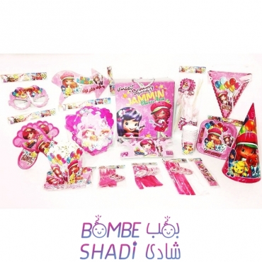 Strawberry birthday theme pack for 20 people
